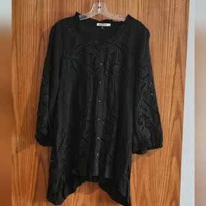 Monoreno Black Cut-Out Blouse